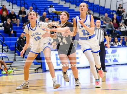 Thumbnail 3 in Hough @ Mooresville photogallery.