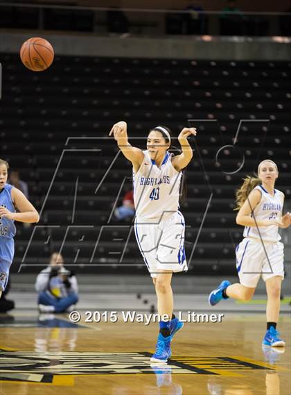 Thumbnail 1 in Boone County vs Highlands (9th Region Tournament) photogallery.