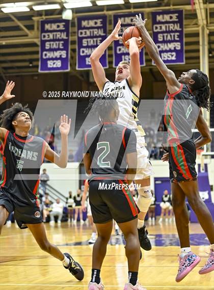 Thumbnail 3 in Anderson vs. Mt. Vernon (IHSAA 4A Section 9 Semifinal)  photogallery.