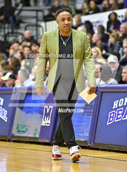 Thumbnail 3 in Anderson vs. Mt. Vernon (IHSAA 4A Section 9 Semifinal)  photogallery.