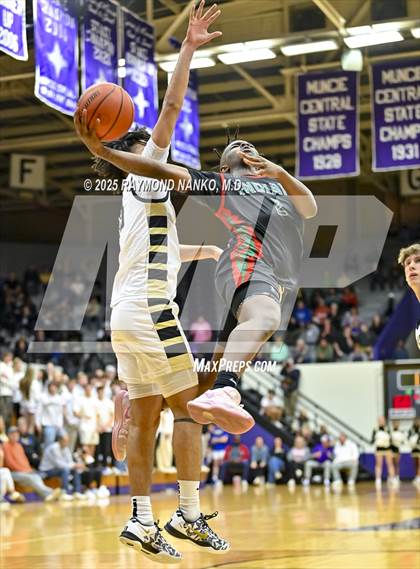 Thumbnail 3 in Anderson vs. Mt. Vernon (IHSAA 4A Section 9 Semifinal)  photogallery.