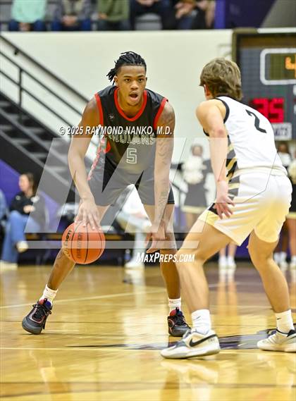 Thumbnail 3 in Anderson vs. Mt. Vernon (IHSAA 4A Section 9 Semifinal)  photogallery.