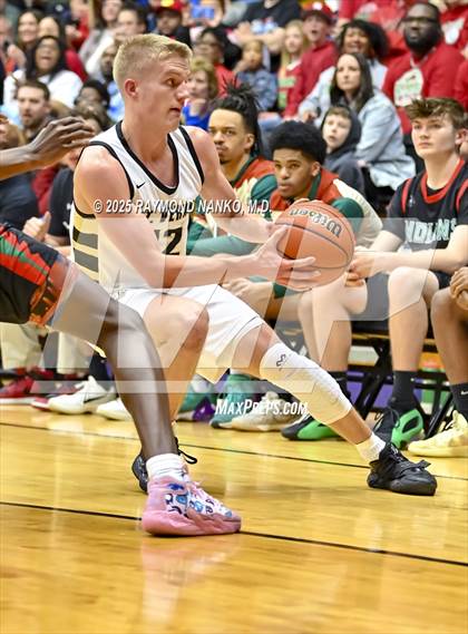 Thumbnail 2 in Anderson vs. Mt. Vernon (IHSAA 4A Section 9 Semifinal)  photogallery.