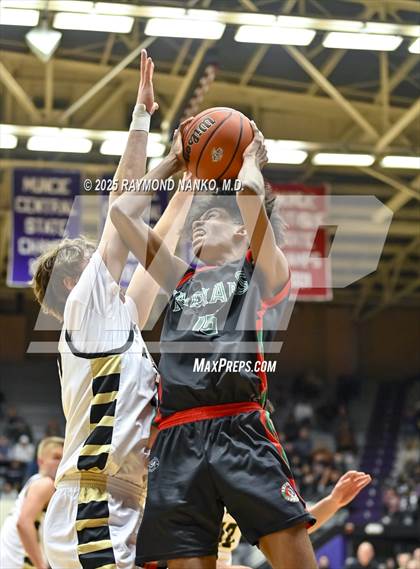 Thumbnail 3 in Anderson vs. Mt. Vernon (IHSAA 4A Section 9 Semifinal)  photogallery.