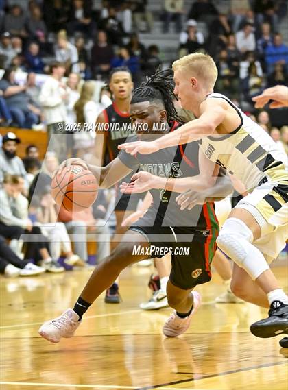 Thumbnail 2 in Anderson vs. Mt. Vernon (IHSAA 4A Section 9 Semifinal)  photogallery.