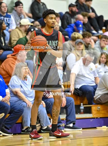 Thumbnail 3 in Anderson vs. Mt. Vernon (IHSAA 4A Section 9 Semifinal)  photogallery.