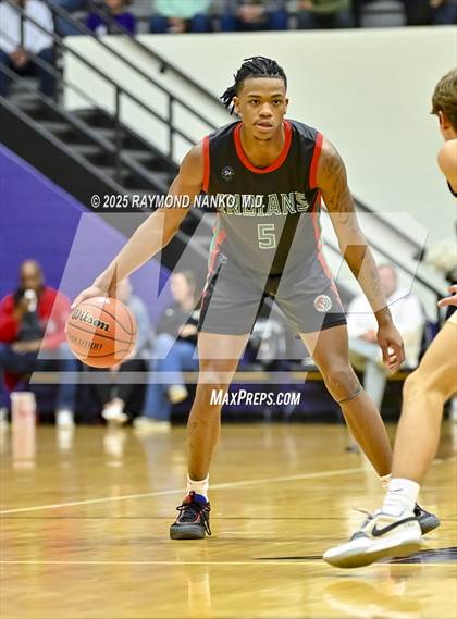 Thumbnail 3 in Anderson vs. Mt. Vernon (IHSAA 4A Section 9 Semifinal)  photogallery.