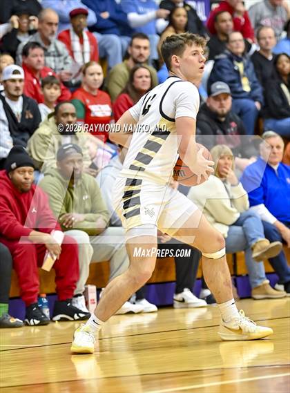 Thumbnail 3 in Anderson vs. Mt. Vernon (IHSAA 4A Section 9 Semifinal)  photogallery.