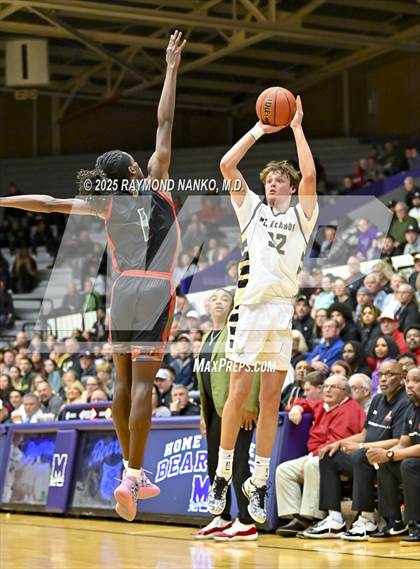 Thumbnail 1 in Anderson vs. Mt. Vernon (IHSAA 4A Section 9 Semifinal)  photogallery.