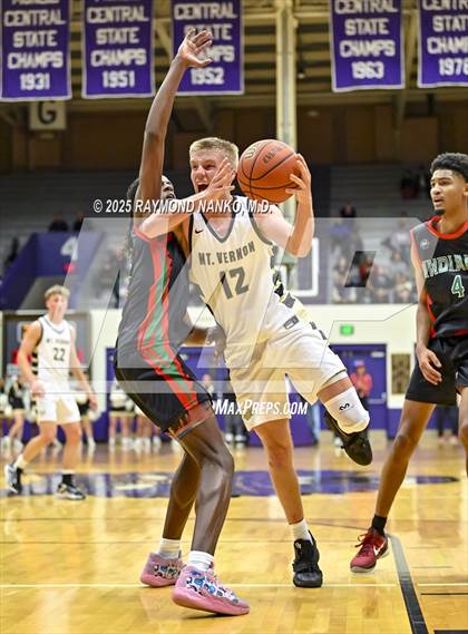 Thumbnail 2 in Anderson vs. Mt. Vernon (IHSAA 4A Section 9 Semifinal)  photogallery.