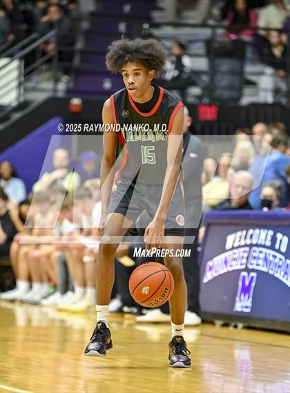 Thumbnail 2 in Anderson vs. Mt. Vernon (IHSAA 4A Section 9 Semifinal)  photogallery.