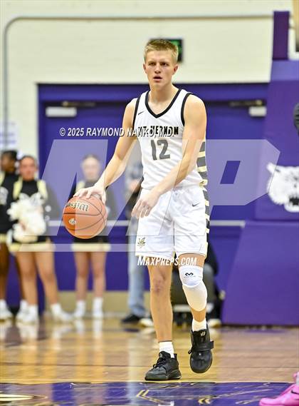 Thumbnail 2 in Anderson vs. Mt. Vernon (IHSAA 4A Section 9 Semifinal)  photogallery.