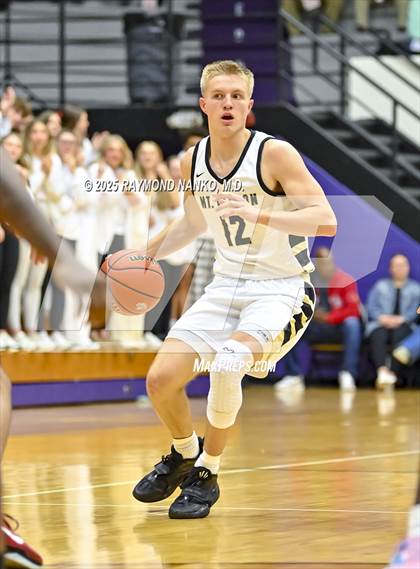 Thumbnail 2 in Anderson vs. Mt. Vernon (IHSAA 4A Section 9 Semifinal)  photogallery.
