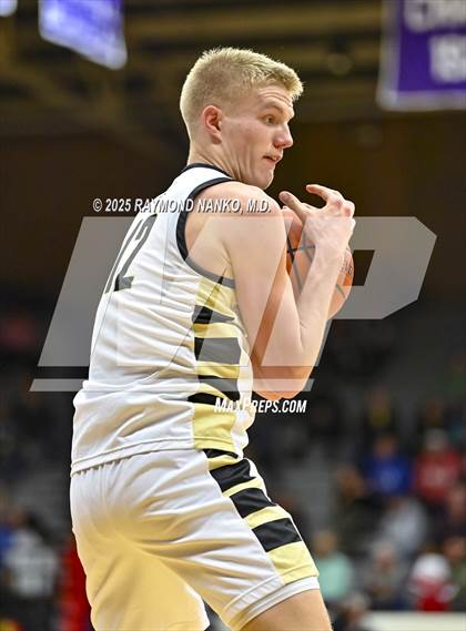 Thumbnail 2 in Anderson vs. Mt. Vernon (IHSAA 4A Section 9 Semifinal)  photogallery.