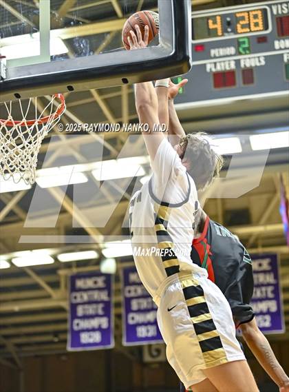 Thumbnail 1 in Anderson vs. Mt. Vernon (IHSAA 4A Section 9 Semifinal)  photogallery.