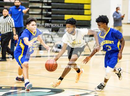 Thumbnail 2 in Grossmont @ Olympian photogallery.