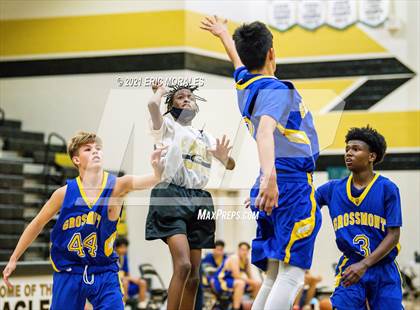 Thumbnail 1 in Grossmont @ Olympian photogallery.