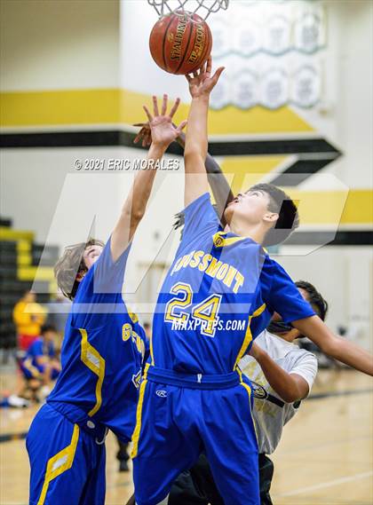 Thumbnail 2 in Grossmont @ Olympian photogallery.