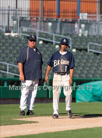 Thumbnail 3 in Elk Grove vs. Monte Vista photogallery.