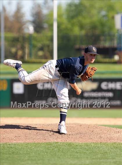 Thumbnail 1 in Elk Grove vs. Monte Vista photogallery.