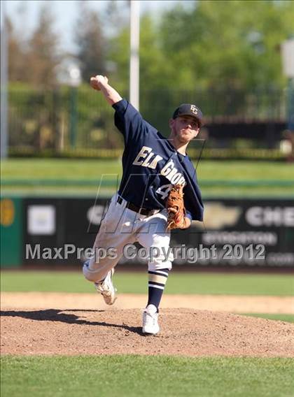 Thumbnail 2 in Elk Grove vs. Monte Vista photogallery.