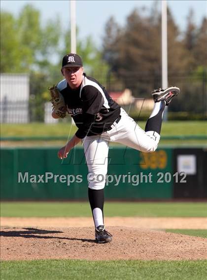 Thumbnail 3 in Elk Grove vs. Monte Vista photogallery.