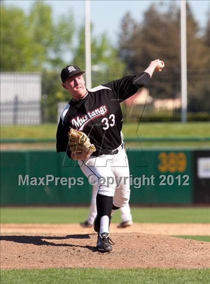 Thumbnail 3 in Elk Grove vs. Monte Vista photogallery.