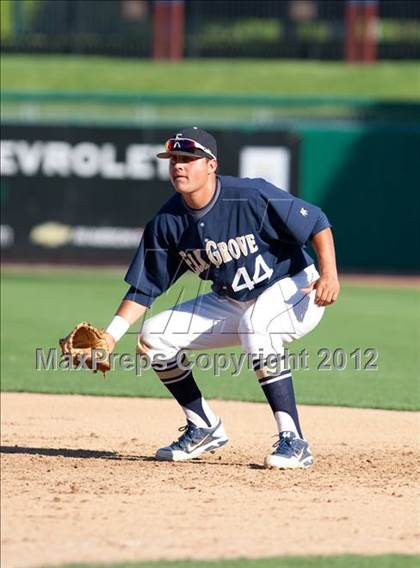 Thumbnail 2 in Elk Grove vs. Monte Vista photogallery.