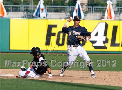 Thumbnail 2 in Elk Grove vs. Monte Vista photogallery.
