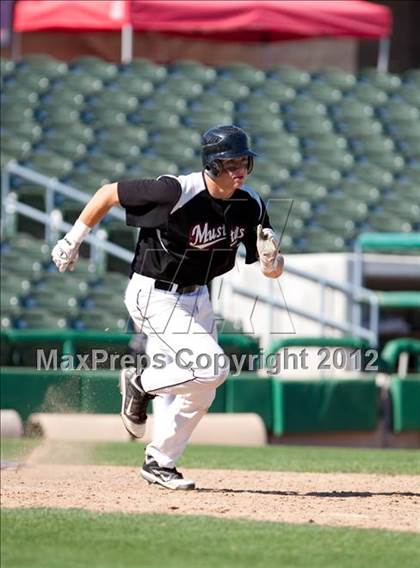Thumbnail 2 in Elk Grove vs. Monte Vista photogallery.