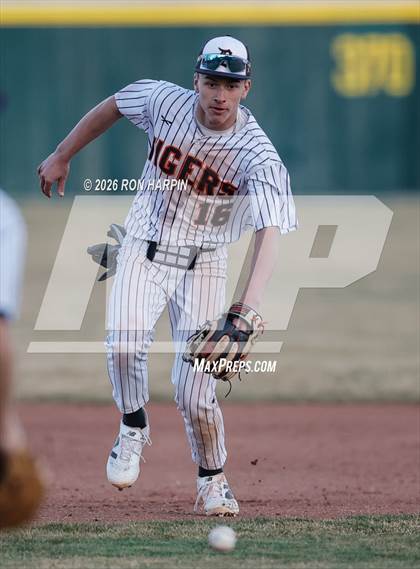Thumbnail 2 in JV: Fernley @ Douglas photogallery.