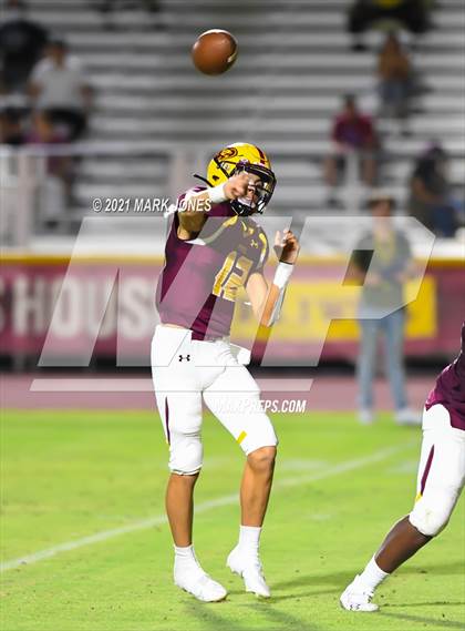 Thumbnail 3 in Brophy College Prep @ Mountain Pointe photogallery.