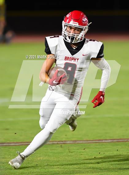 Thumbnail 3 in Brophy College Prep @ Mountain Pointe photogallery.