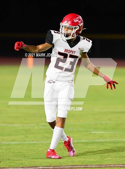 Thumbnail 2 in Brophy College Prep @ Mountain Pointe photogallery.