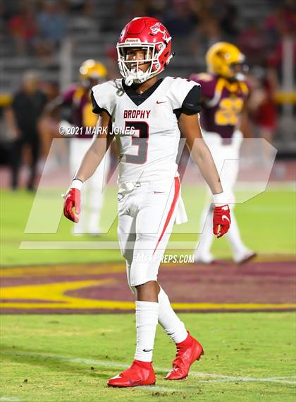 Thumbnail 1 in Brophy College Prep @ Mountain Pointe photogallery.