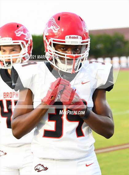 Thumbnail 3 in Brophy College Prep @ Mountain Pointe photogallery.
