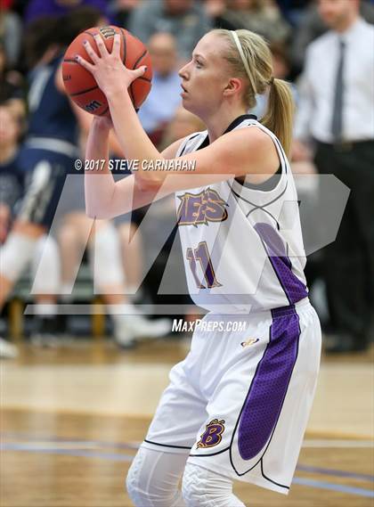 Thumbnail 3 in Corner Canyon vs Box Elder (UHSAA 1st Round) photogallery.