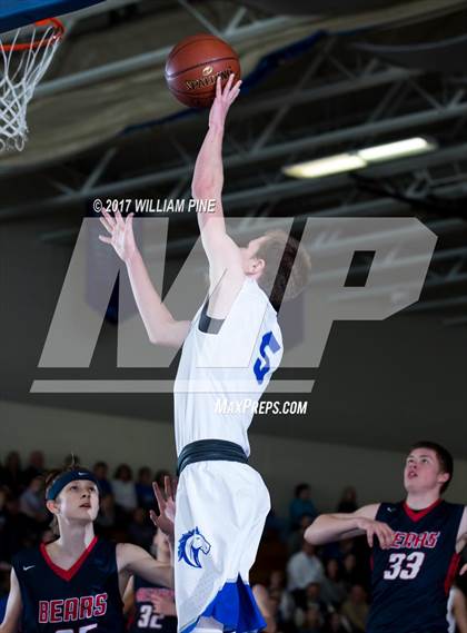 Thumbnail 3 in Millbrook vs. Tri-Valley (Section 9 Class C Final) photogallery.