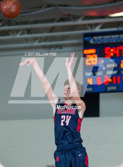 Thumbnail 1 in Millbrook vs. Tri-Valley (Section 9 Class C Final) photogallery.