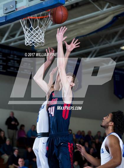 Thumbnail 3 in Millbrook vs. Tri-Valley (Section 9 Class C Final) photogallery.