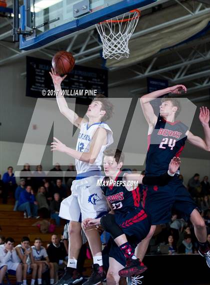 Thumbnail 2 in Millbrook vs. Tri-Valley (Section 9 Class C Final) photogallery.