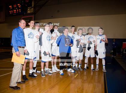 Thumbnail 1 in Millbrook vs. Tri-Valley (Section 9 Class C Final) photogallery.