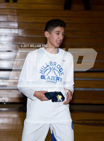 Thumbnail 2 in Millbrook vs. Tri-Valley (Section 9 Class C Final) photogallery.