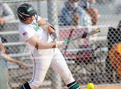 Thumbnail 1 in Skutt Catholic vs. Fremont photogallery.