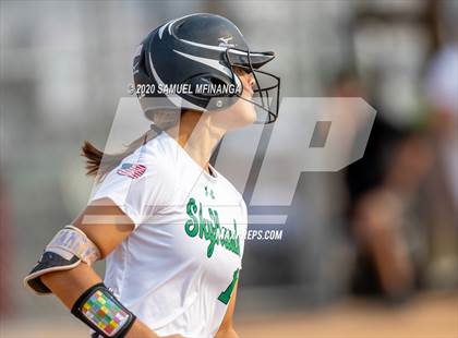 Thumbnail 1 in Skutt Catholic vs. Fremont photogallery.