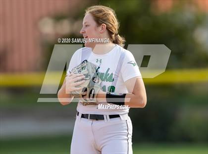 Thumbnail 1 in Skutt Catholic vs. Fremont photogallery.
