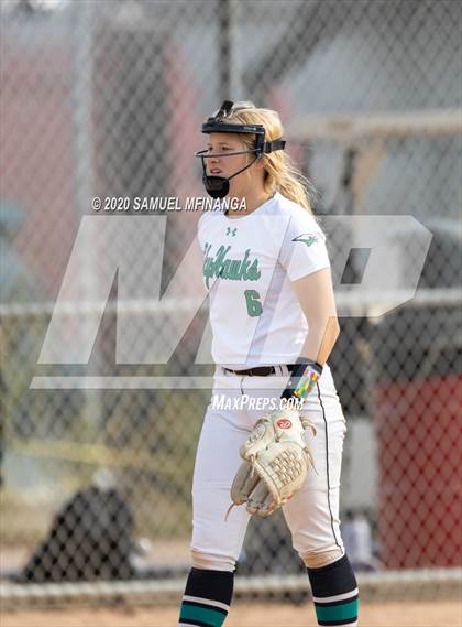 Thumbnail 1 in Skutt Catholic vs. Fremont photogallery.