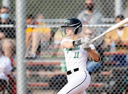 Thumbnail 2 in Skutt Catholic vs. Fremont photogallery.