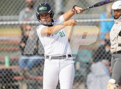 Thumbnail 3 in Skutt Catholic vs. Fremont photogallery.