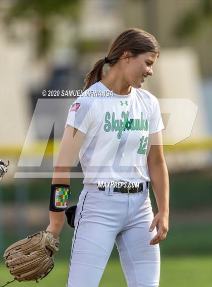 Thumbnail 3 in Skutt Catholic vs. Fremont photogallery.